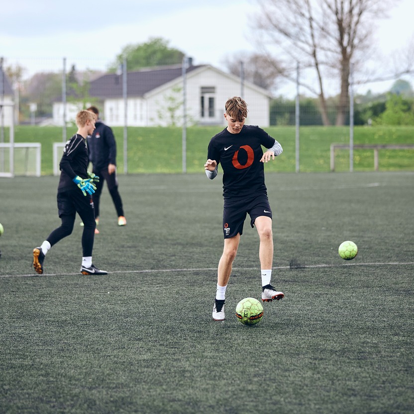 Oure Efterskole, Drengefodbold, fodbold som linjefag