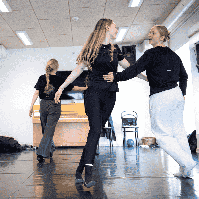 Oure Idrætshøjskole, Højskolefaget play