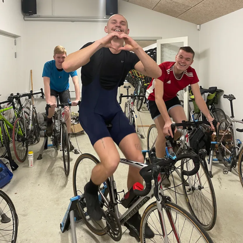 Oure Idrætshøjskole, Fordybelsesfag_Idrætsfag, Hård træning