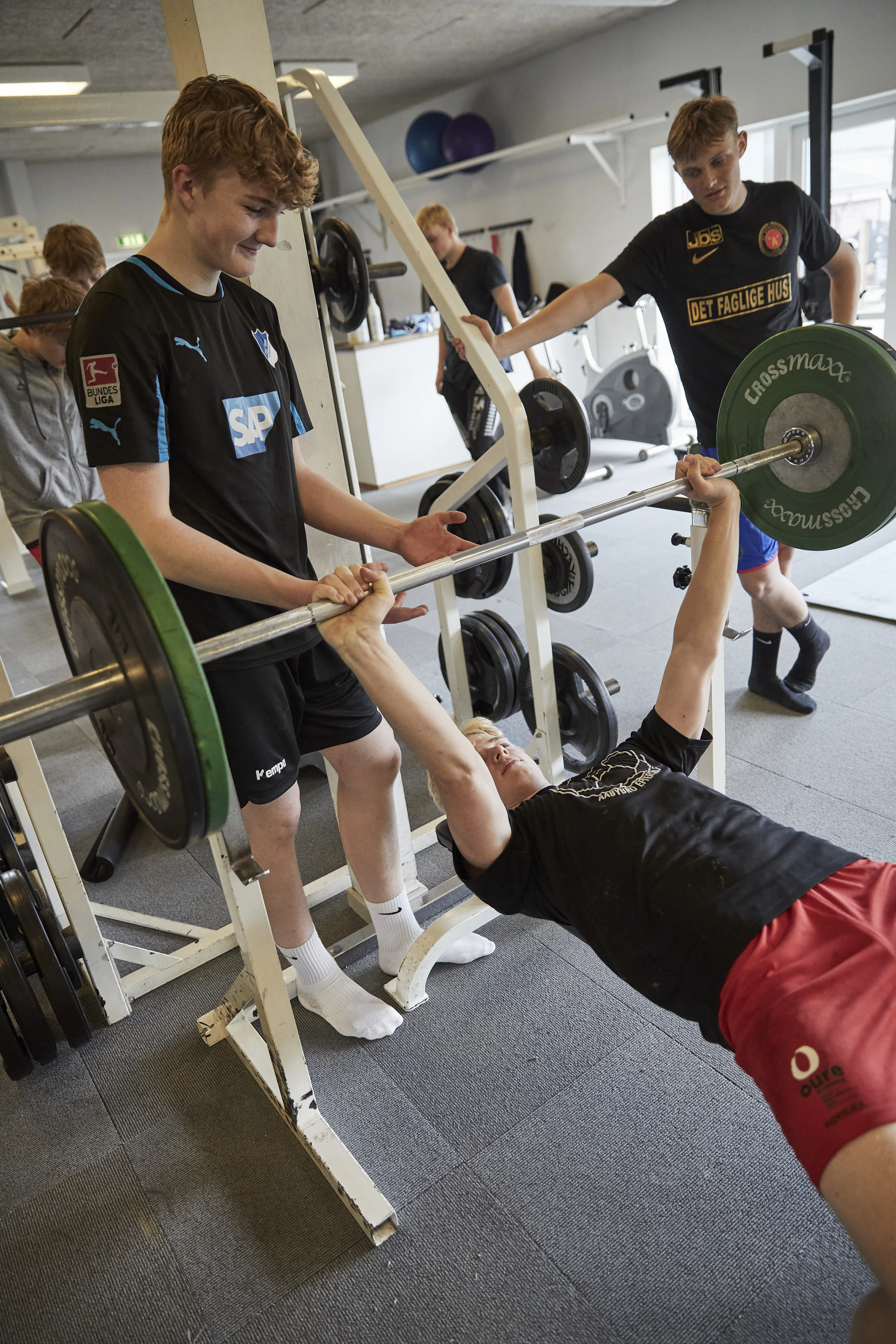 Fordybelsesfag_Idrætsfag på Oure Idrætshøjskole, Holdinstruktør