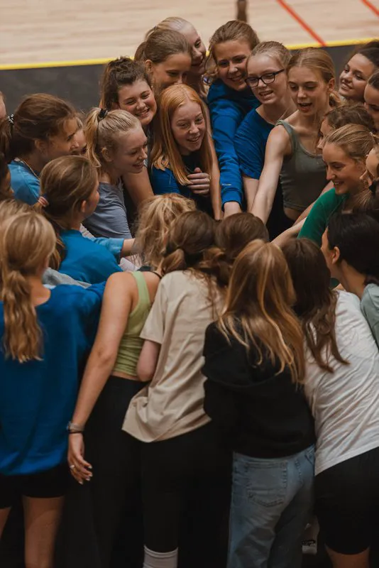 Ungdomscamp, Dans, Sommerkurser på Oure idrætshøjskole