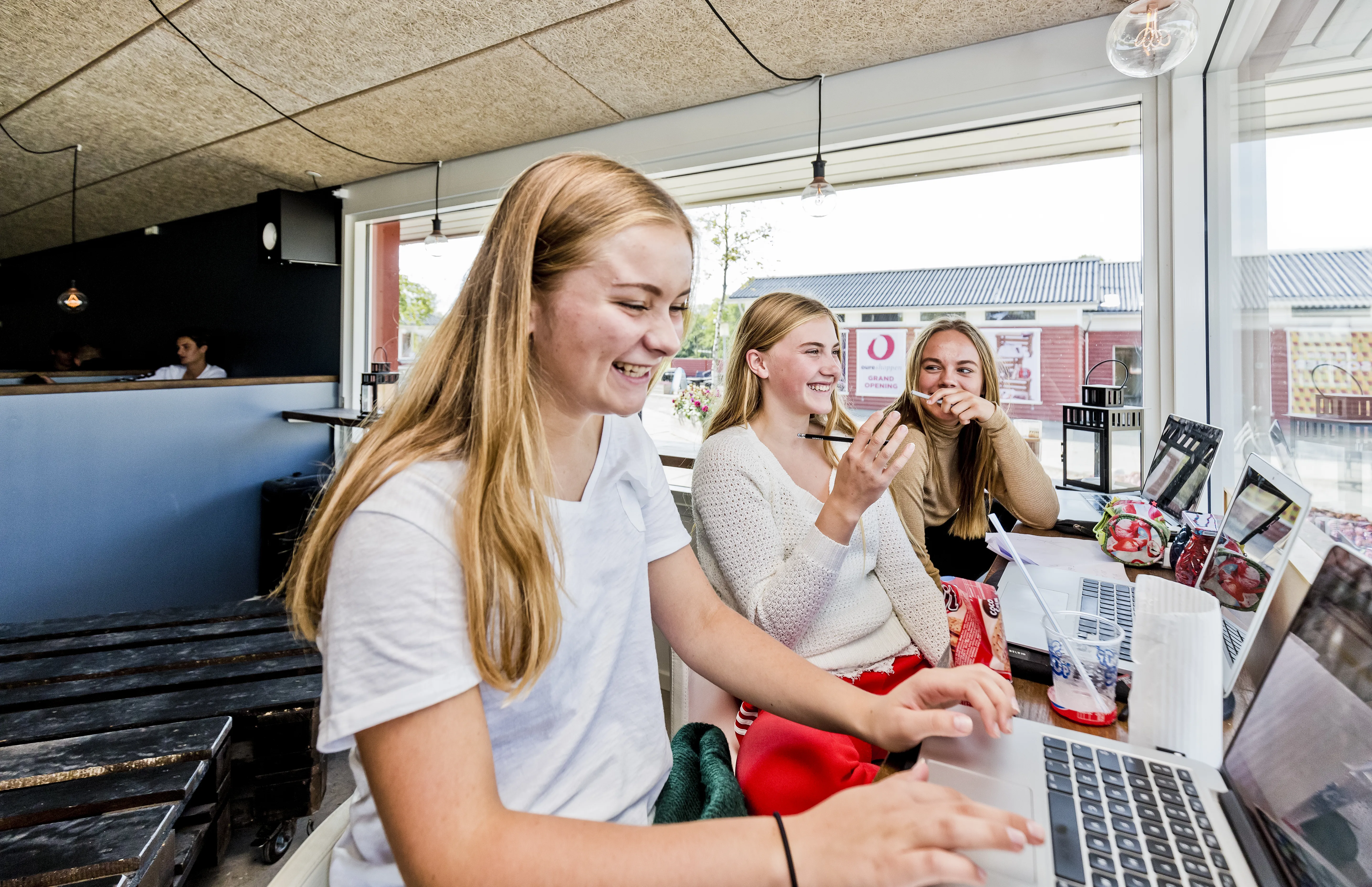 Efterskole, undervisning