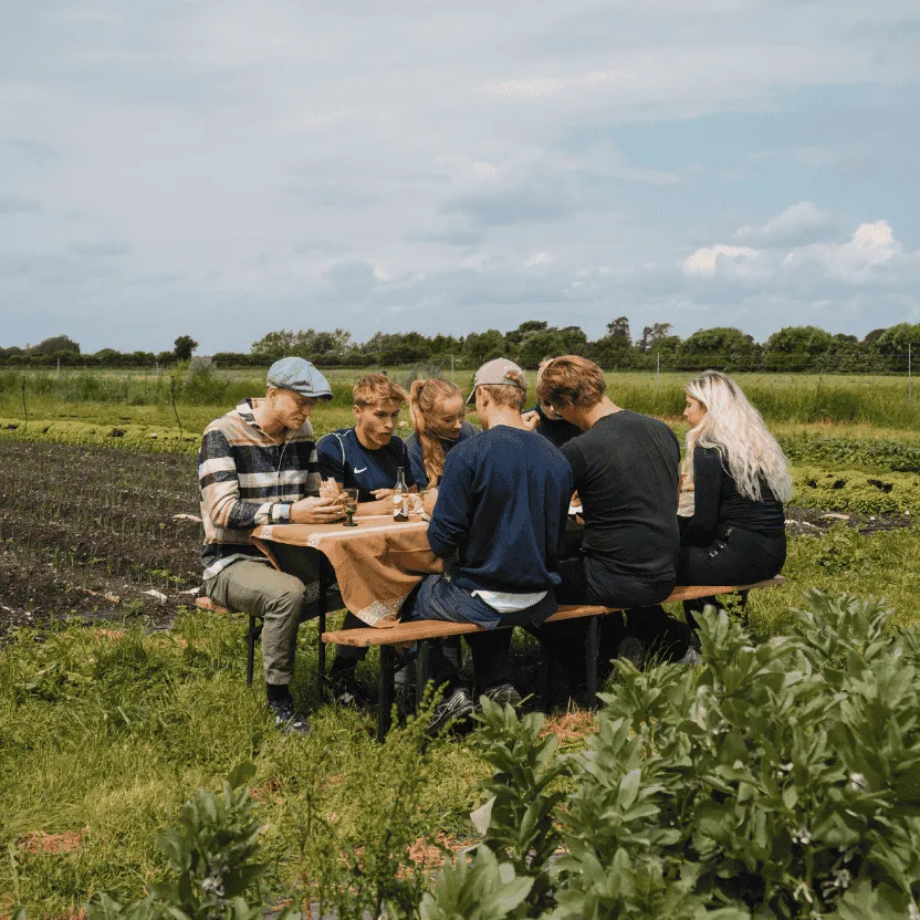 Rundvisning og undervisning i Oures Have
