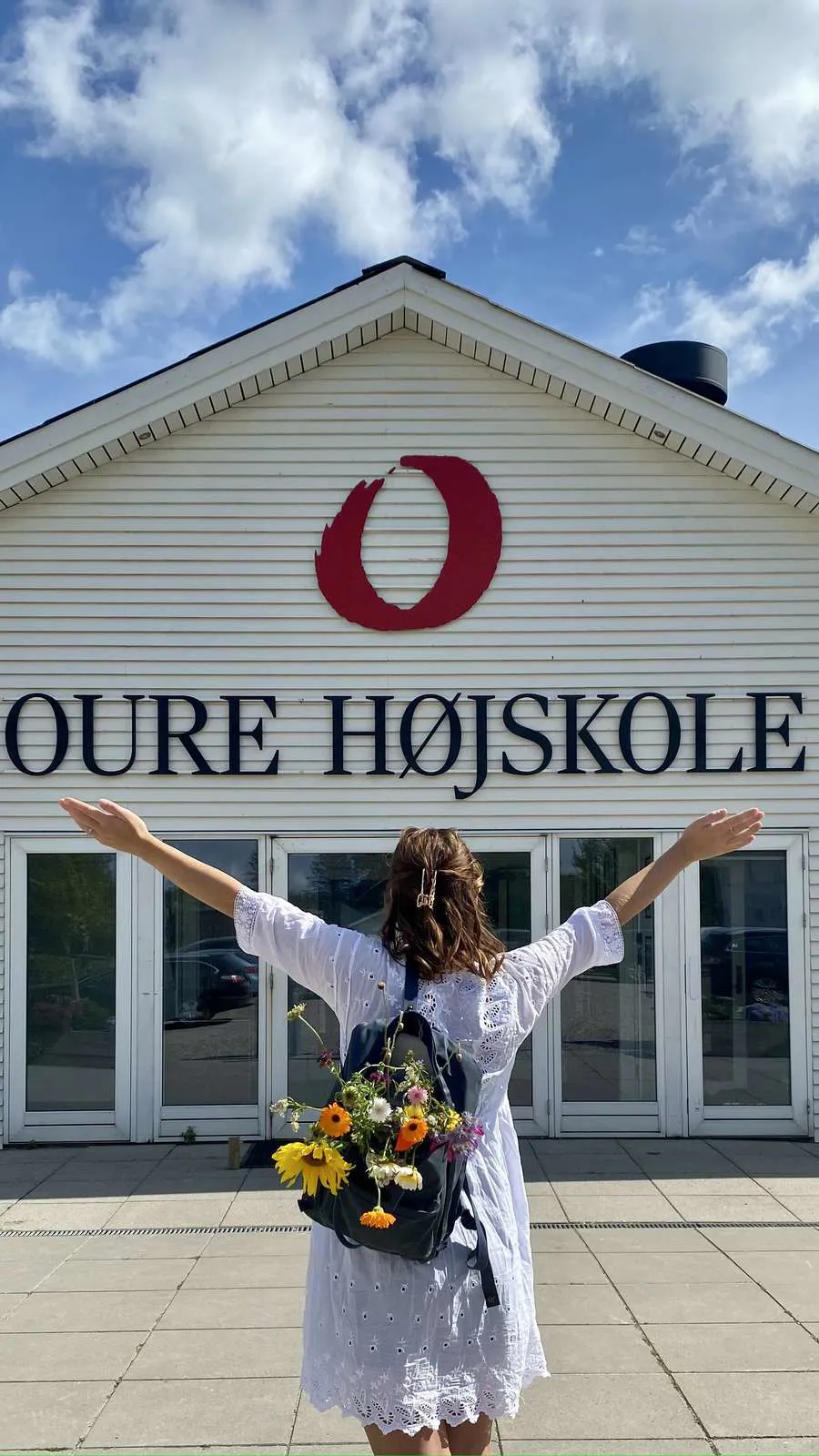 Oure Idrætshøjskole, vil du se hvordan vi bor?