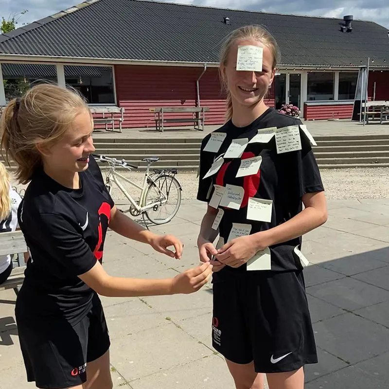 efterskole, pigefodbold.jpg