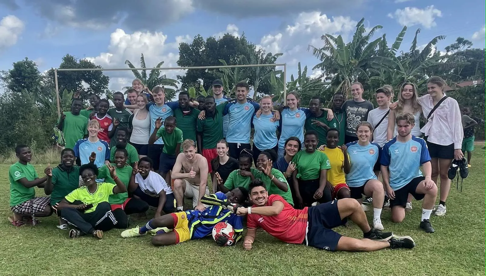 På Oure Idrætshøjskole rejser vi til Uganda